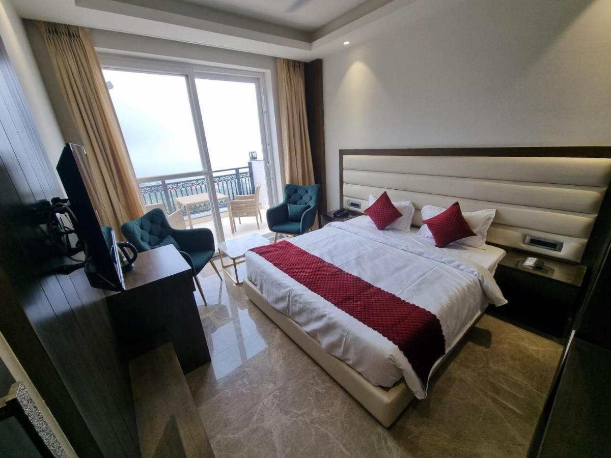 Luxe Resorts - Centrally Heated Air Conditioned Hotel In The Heart Of Kasauli Luaran gambar