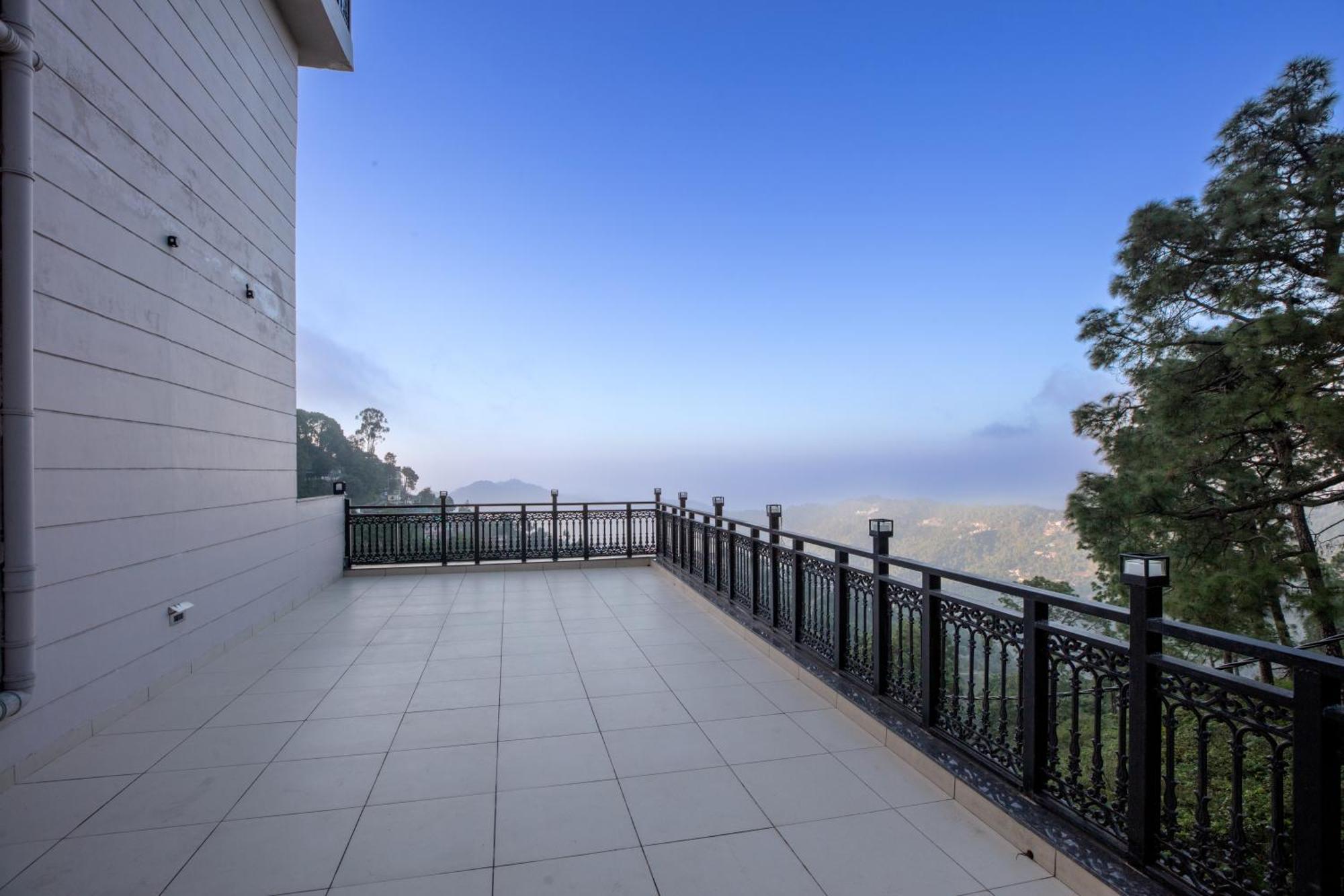 Luxe Resorts - Centrally Heated Air Conditioned Hotel In The Heart Of Kasauli Luaran gambar